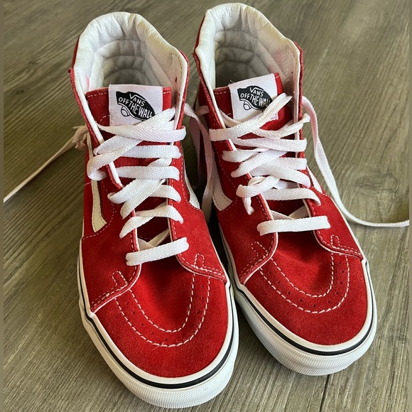 VANS SK8 Hi-Top Red Sneakers/Shoes Unisex SIZE 7 Women’s | 5.5 Men’s - Picture 2 of 5